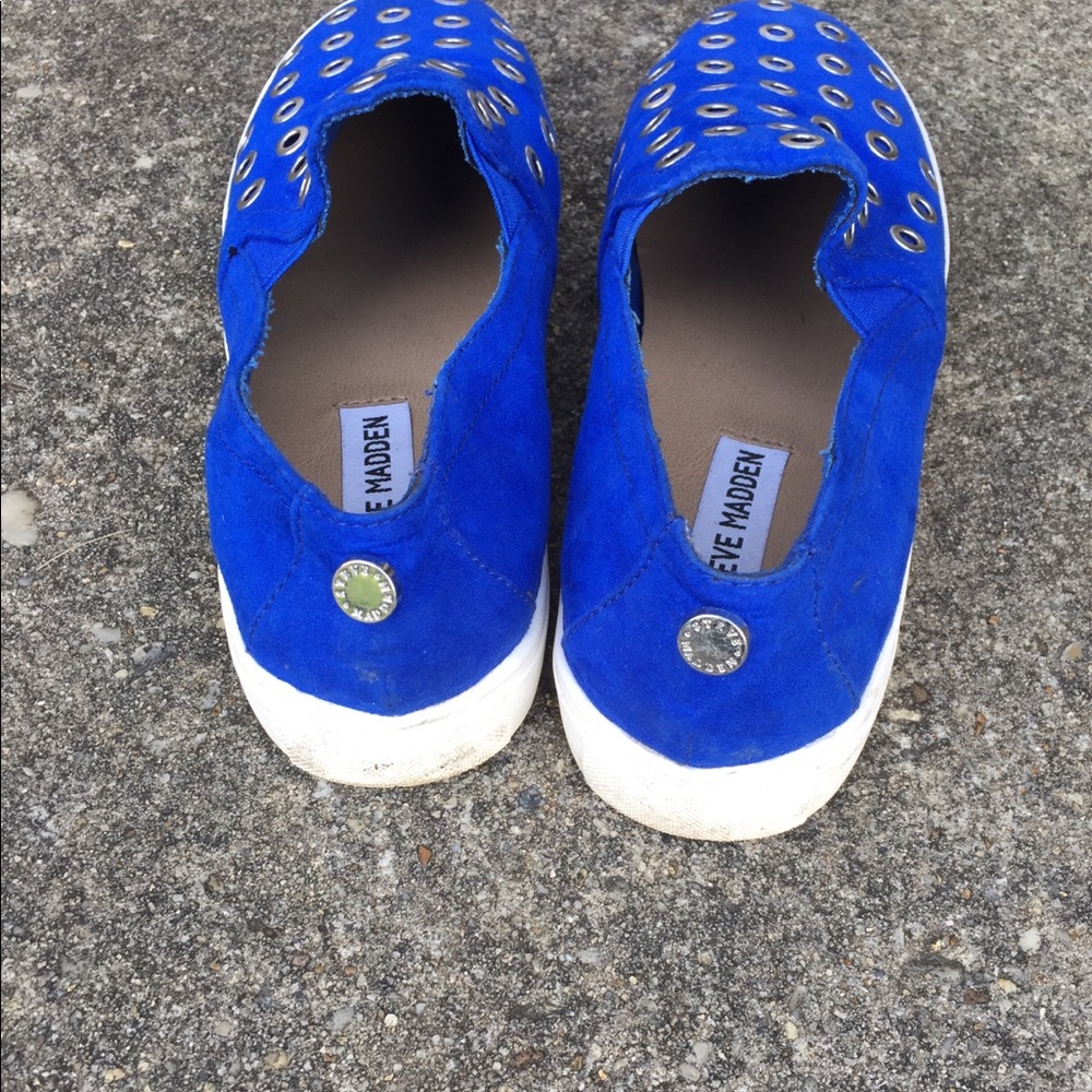 Steve Madden Slip-ons - Picture 4 of 8